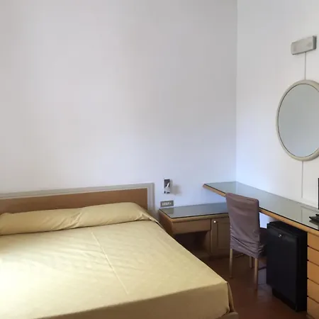 Marina Hotel